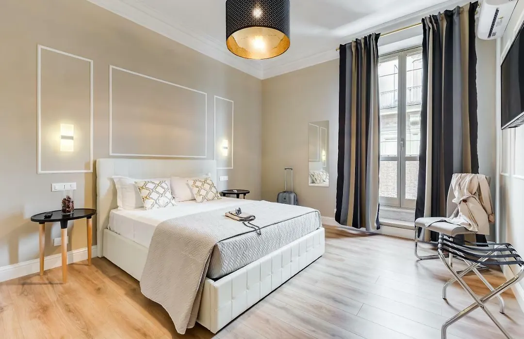 Repubblica Exclusive Apartment-1